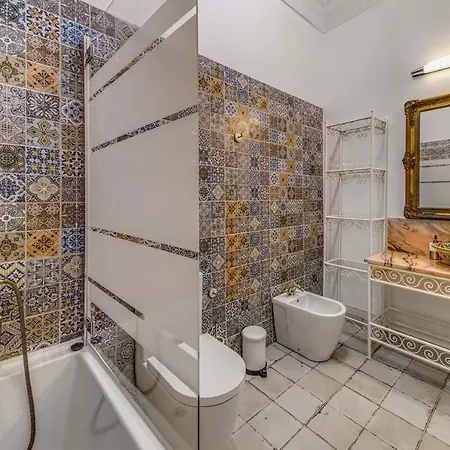 Mosaiko 5 4*