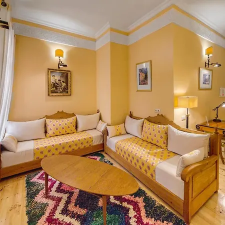 Mosaiko 5 Marockansk riad